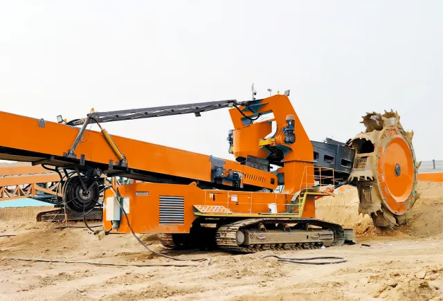 excavadora y recuperadora de rueda de cangilones