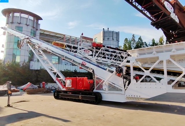 Direct Feed Barge / Ship Loader