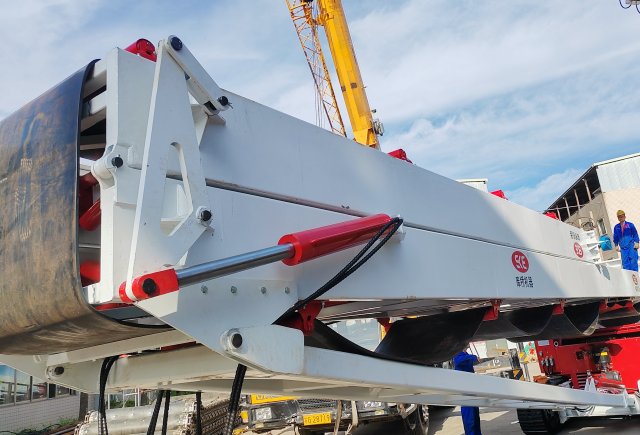KTB HF Series Tracked Mobile Hopper Feeder