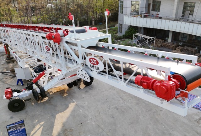 KYD Radial Telescopic Conveyor