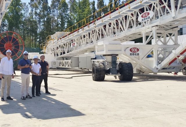 All Wheel Travel Ship Loader